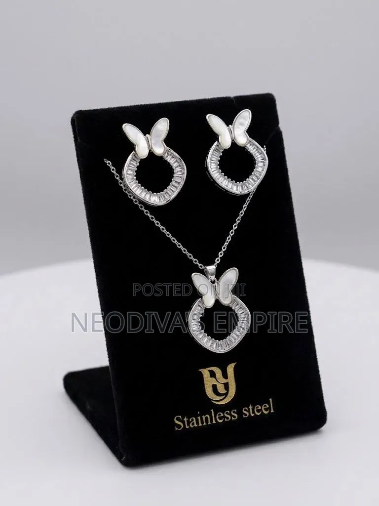 Zirconia Necklace and Earrings Set