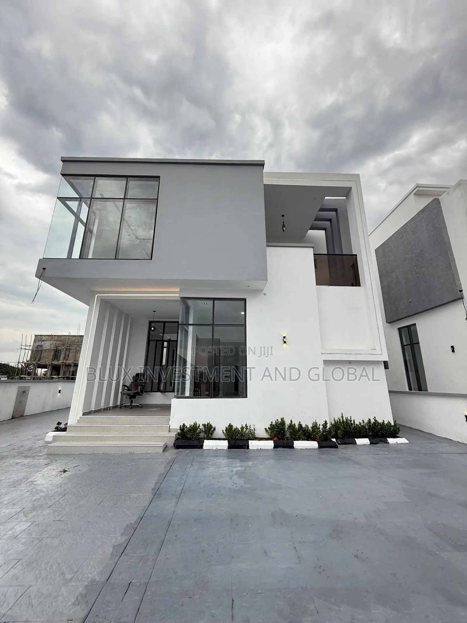 4bdrm Duplex in Royal Garden Estate, Lekki Phase 2 for sale