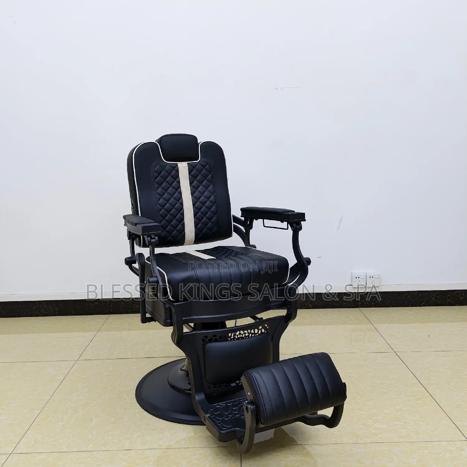 Black Executive Barbing Chairs