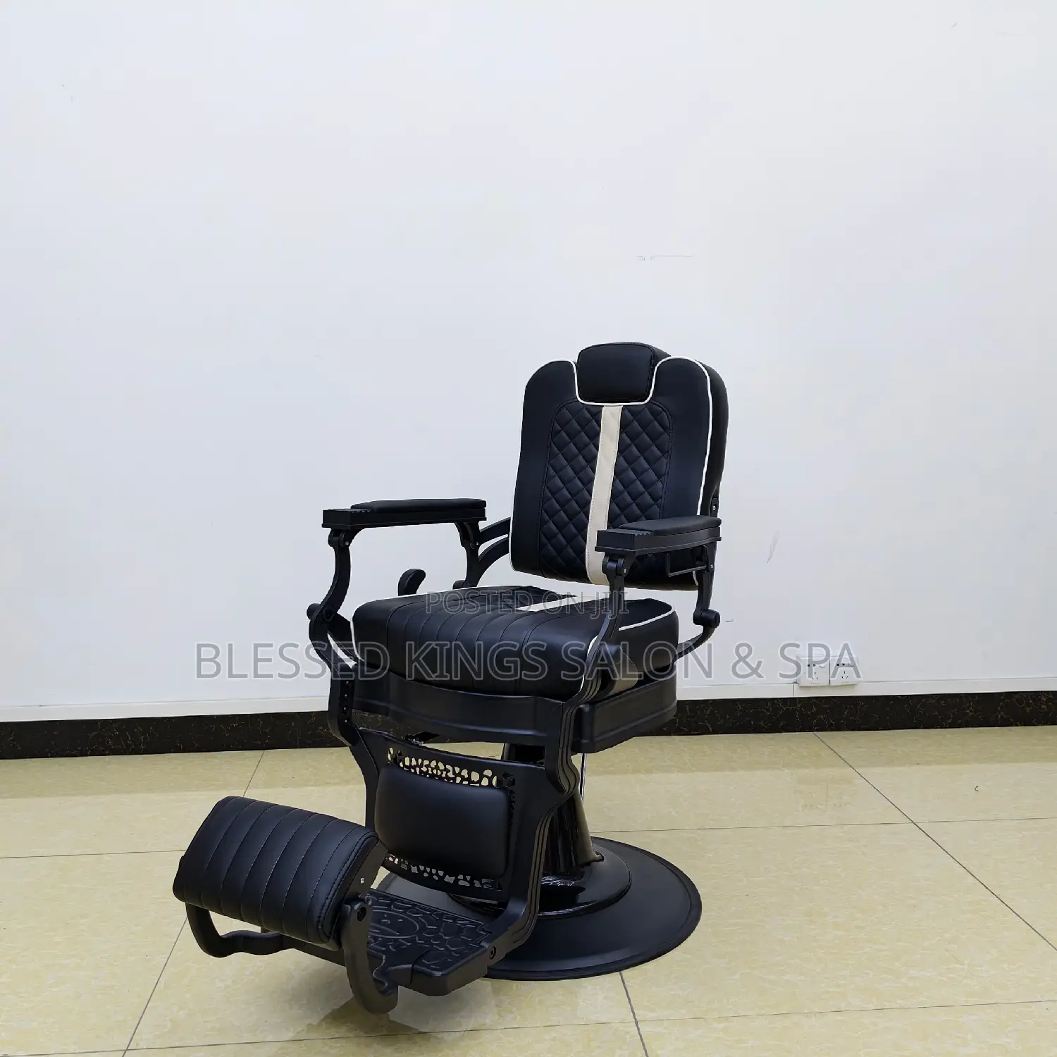 Black Executive Barbing Chairs