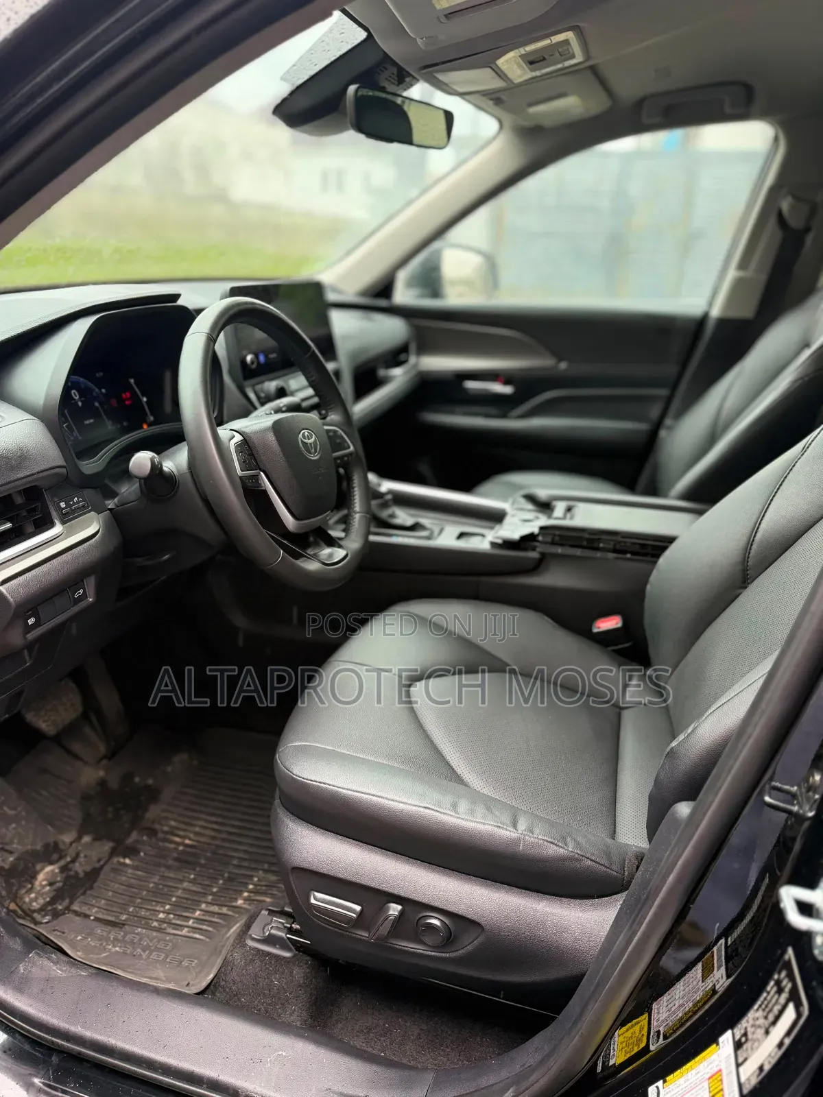Toyota Highlander XLE FWD 2024 Black