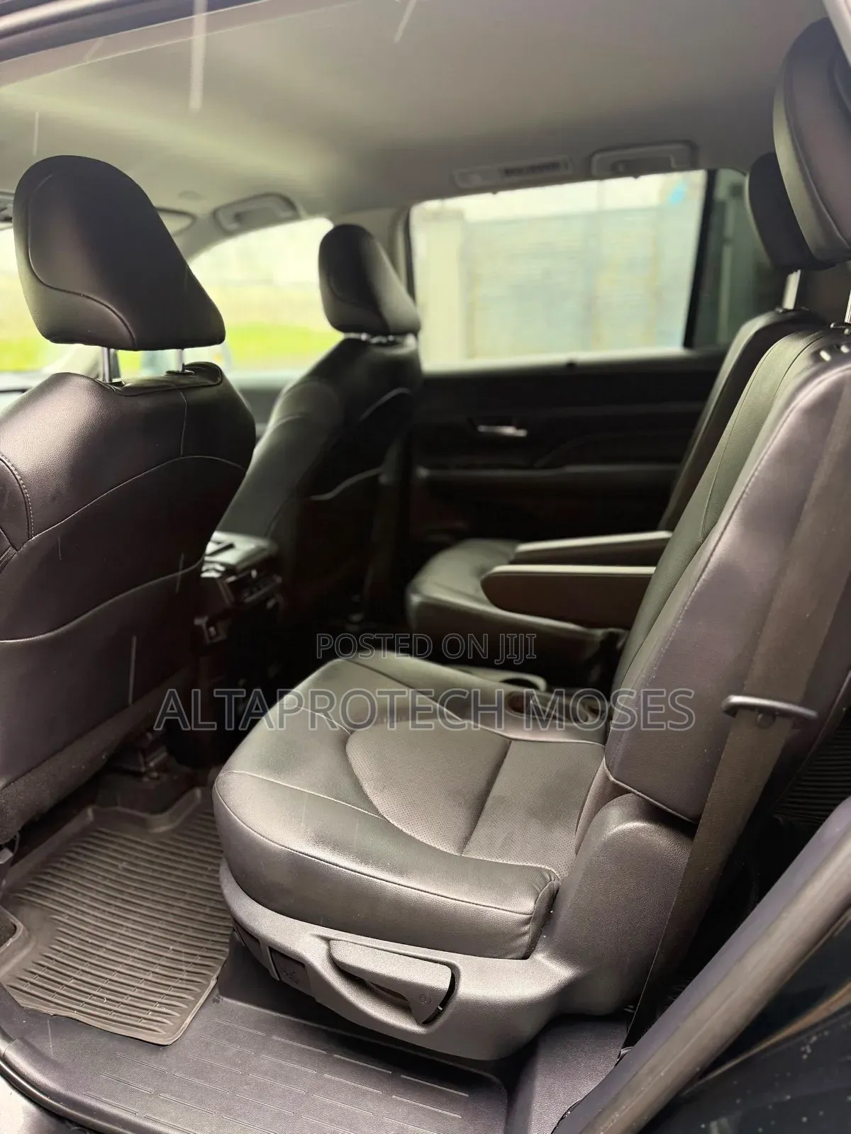 Toyota Highlander XLE FWD 2024 Black