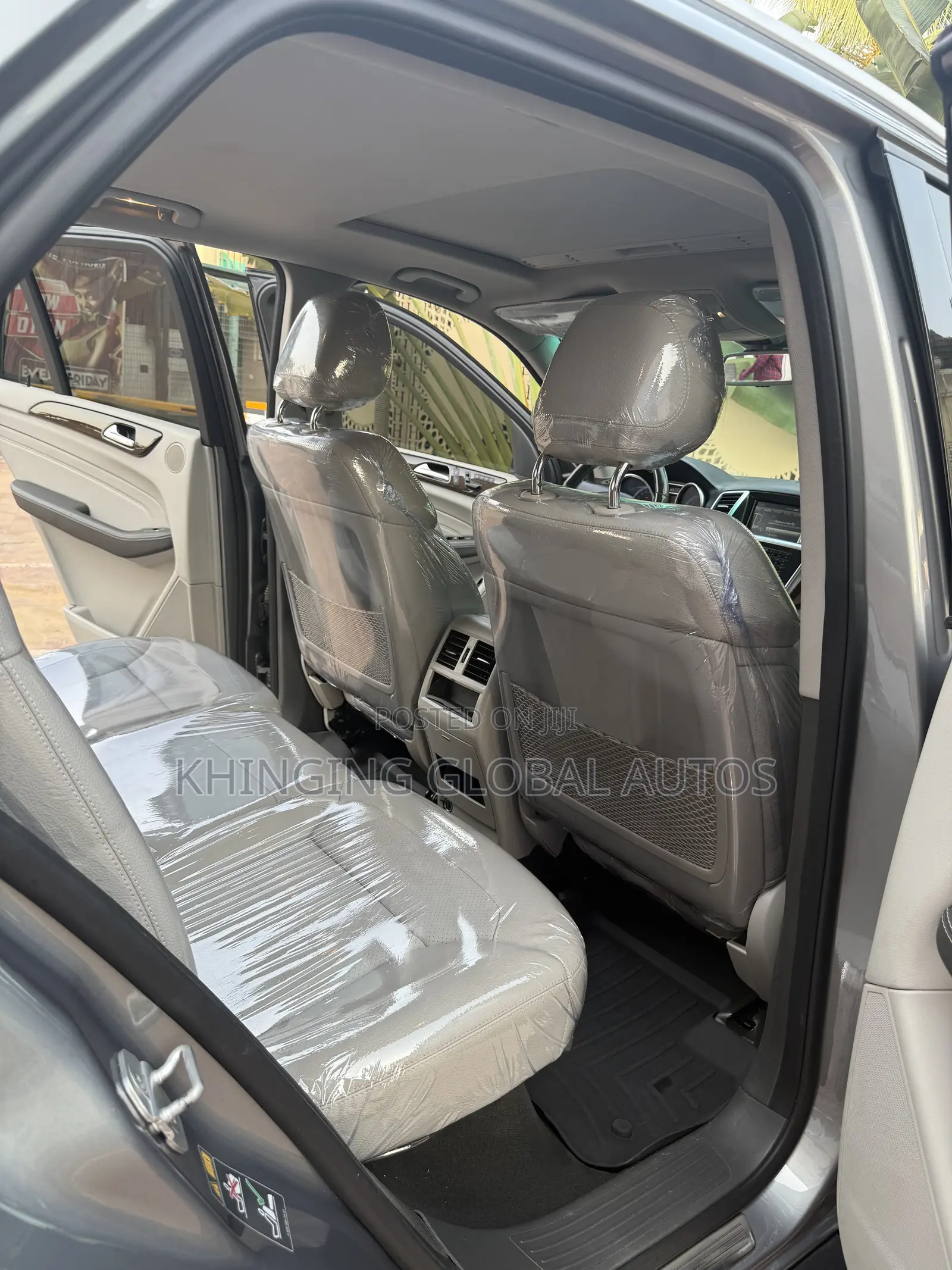 Mercedes-Benz M Class ML350 4MATIC 4dr SUV AWD (3.5L 6cyl 7A) 2015 Gray