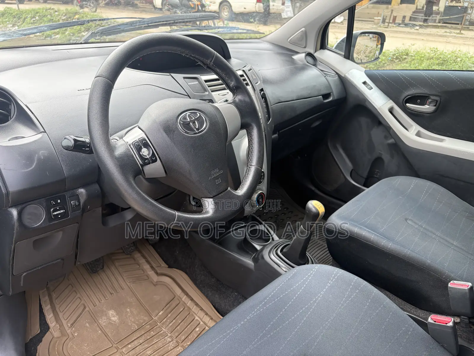 Toyota Yaris 1.3 SD T3 2008 Gray