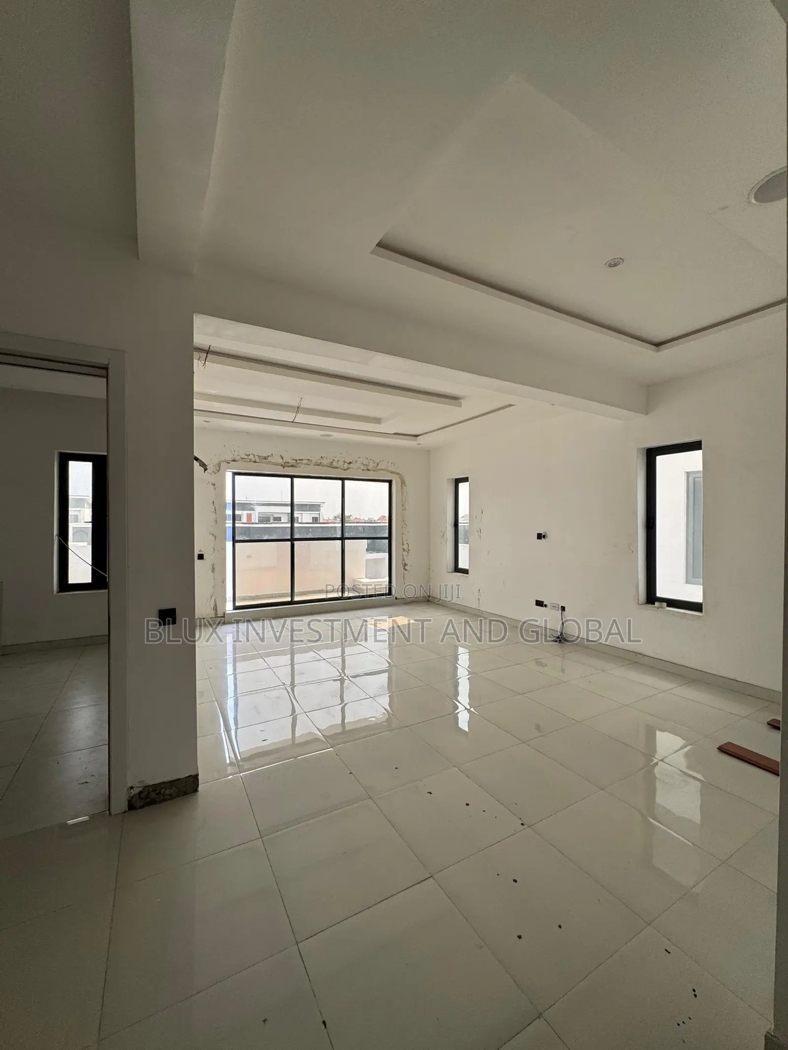 5bdrm Duplex in Platinum Way, Osapa london for sale