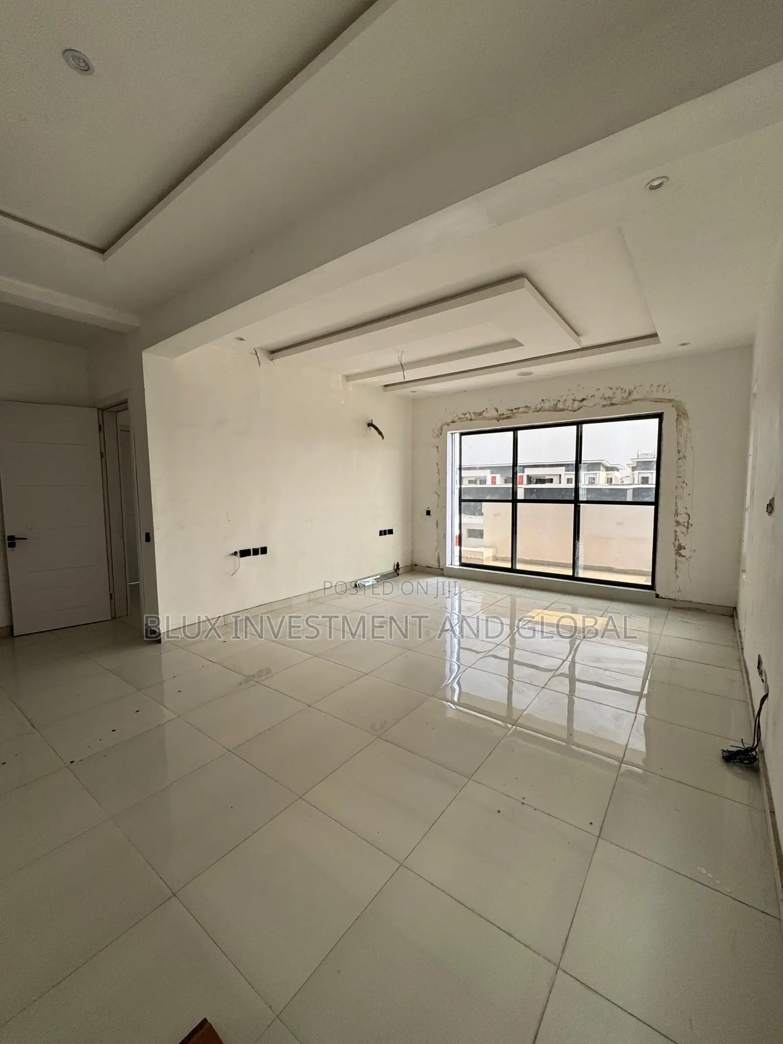 5bdrm Duplex in Platinum Way, Osapa london for sale