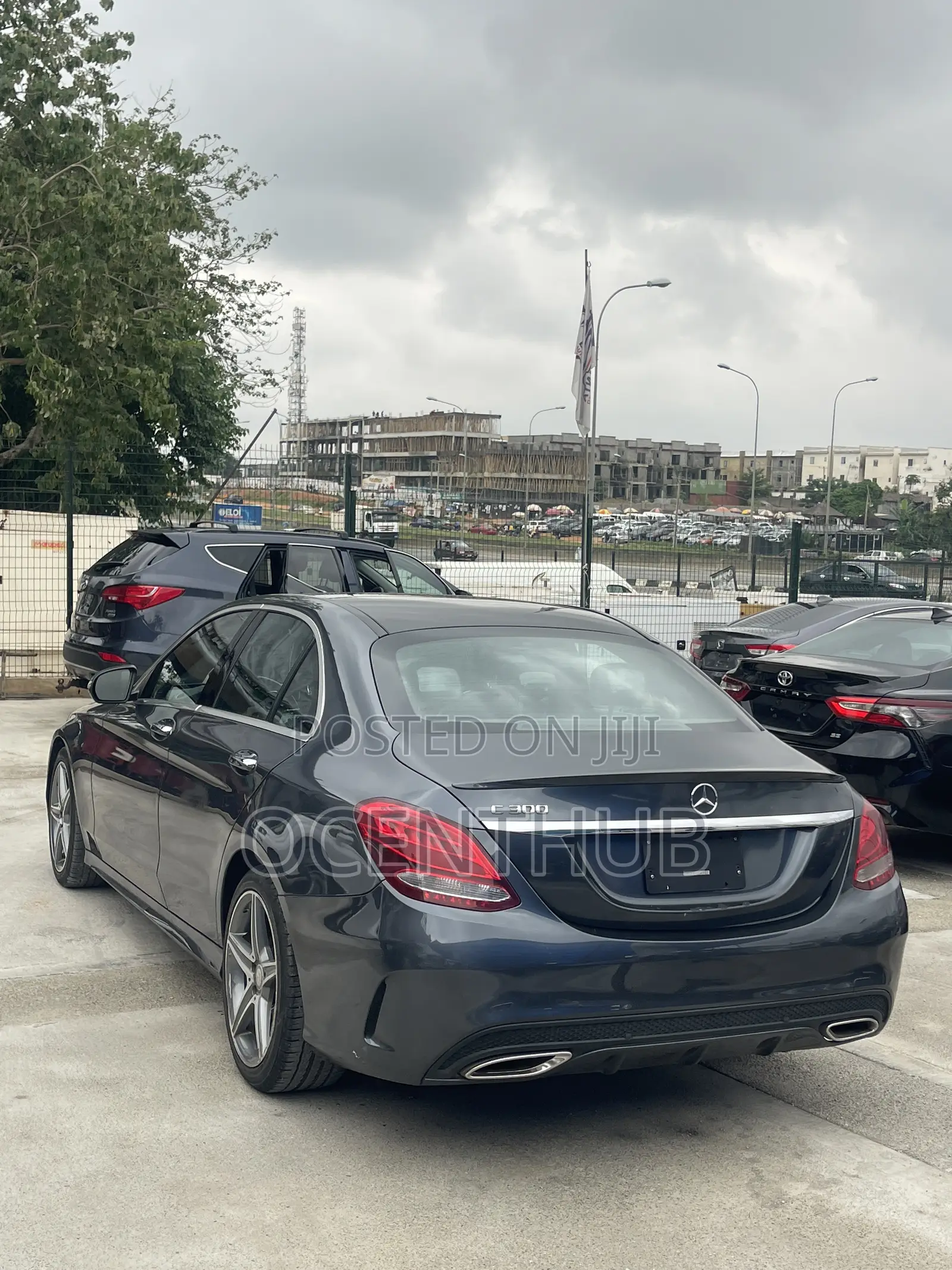 Mercedes-Benz C300 Luxury Sedan RWD (2.0L 4cyl 7A) 2016 Gray