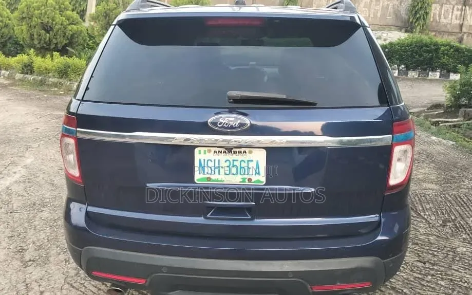 Ford Explorer 2012 Blue