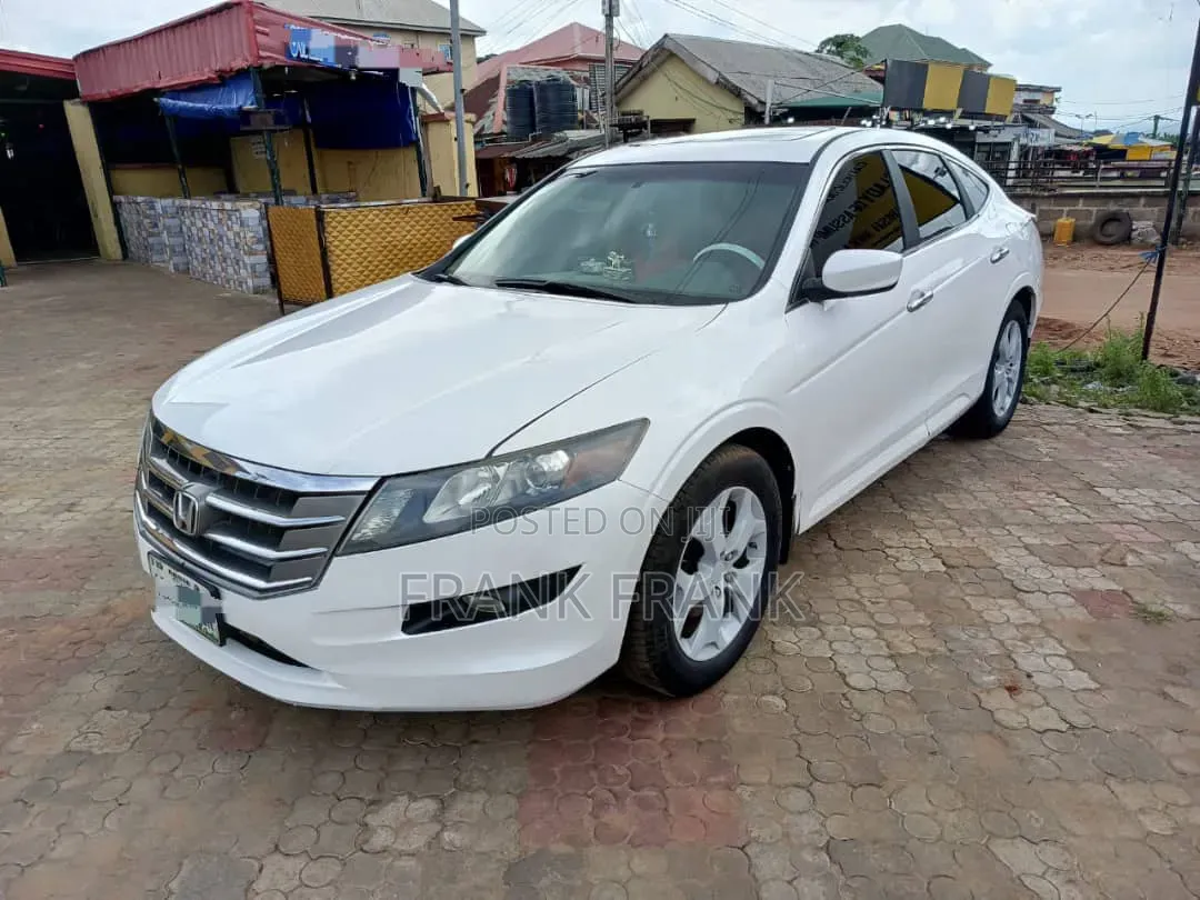 Honda Crosstour 2010 White