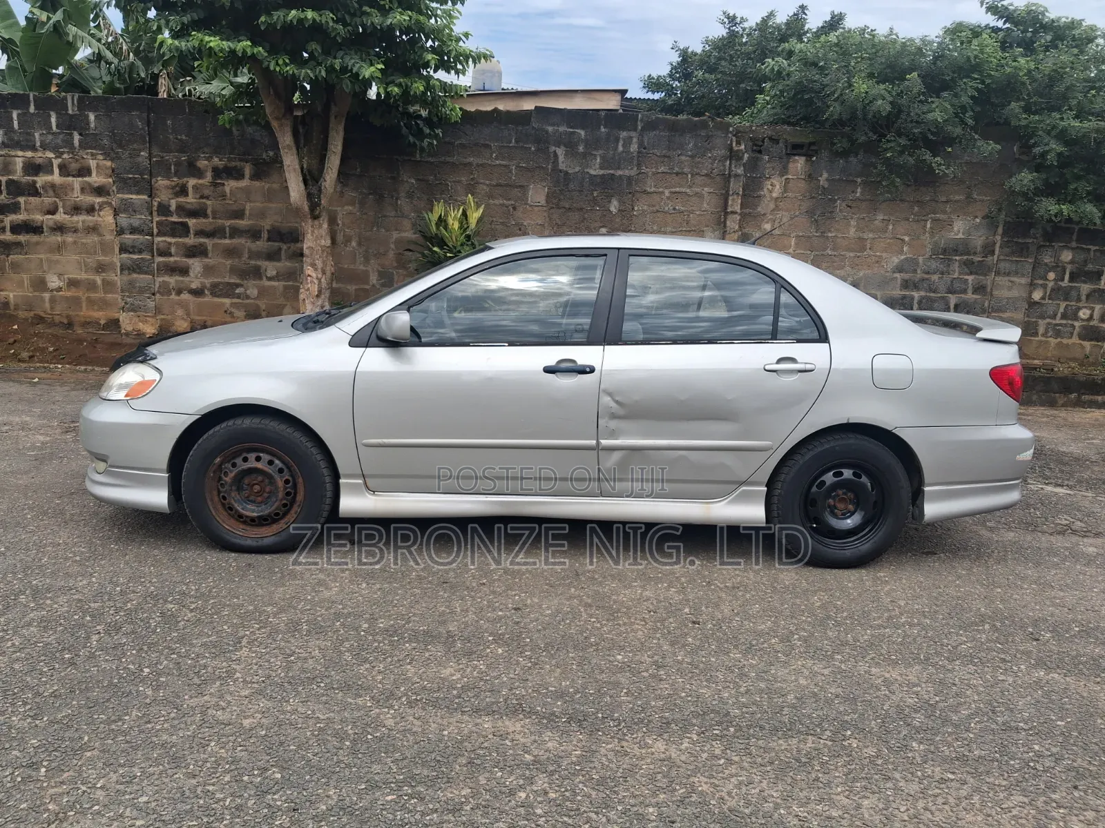 Toyota Corolla 2004 Silver