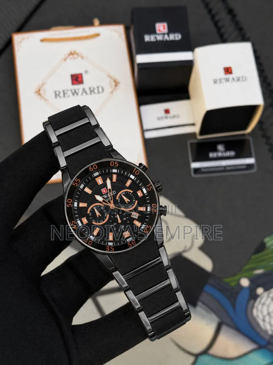 Re*ard Chronographic Chain Watch