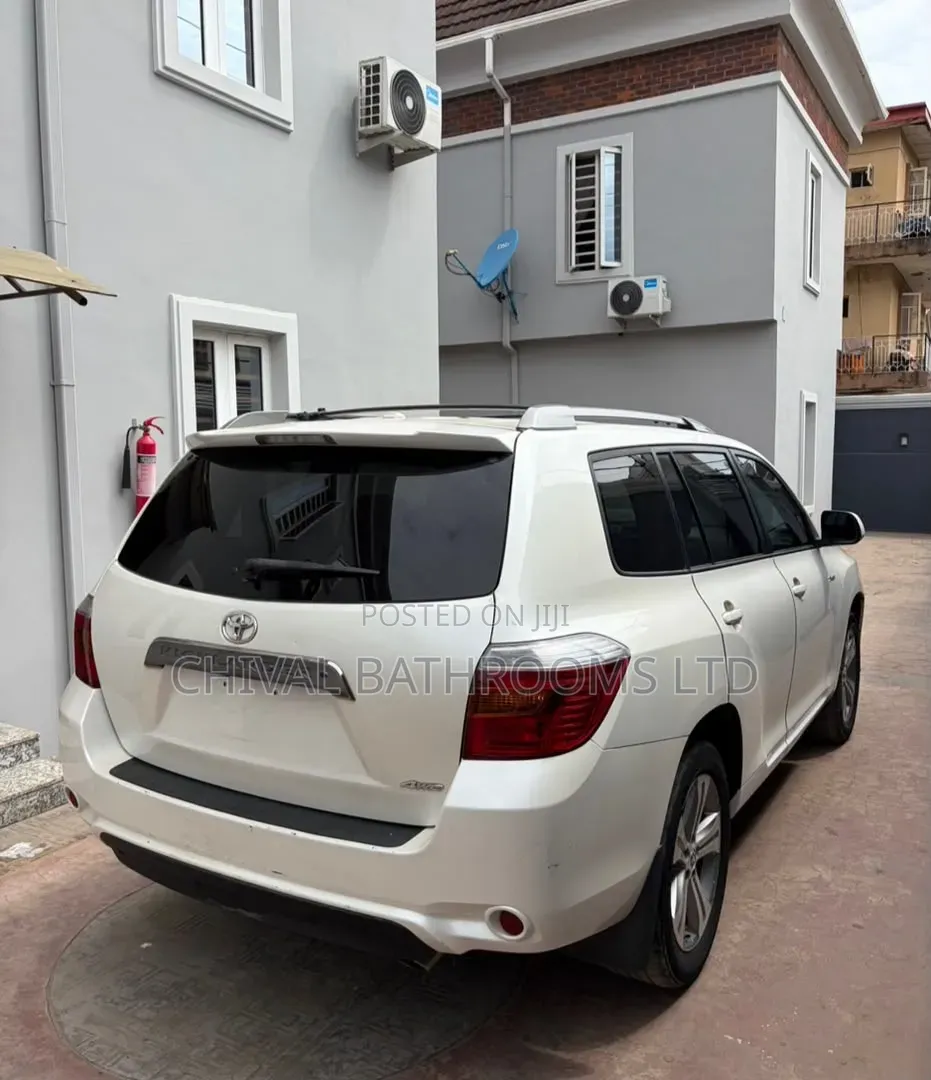 Toyota Highlander 2010 White