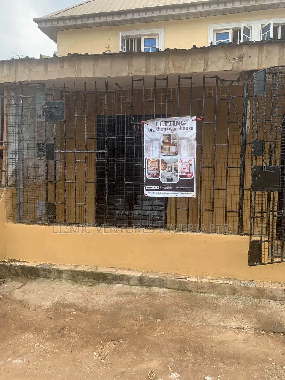 Shop Tolet Facing the Road