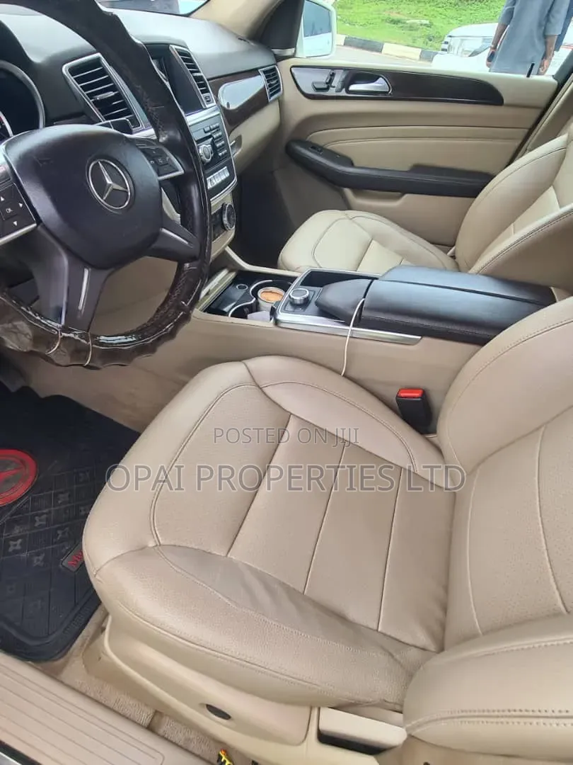 Mercedes-Benz M Class 2013 White
