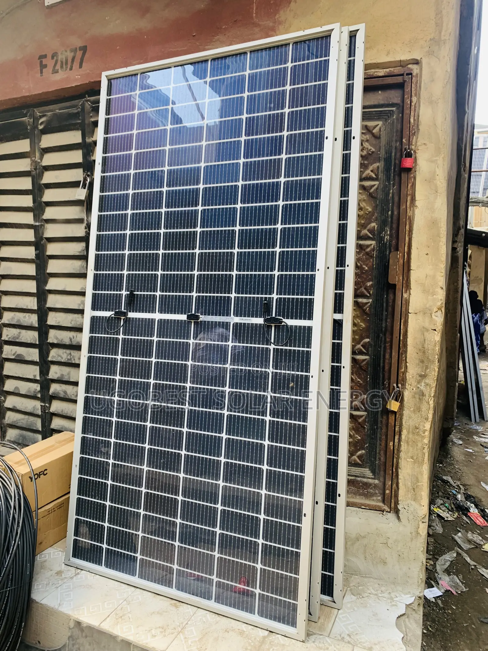 650watts Jinko Solar Panel