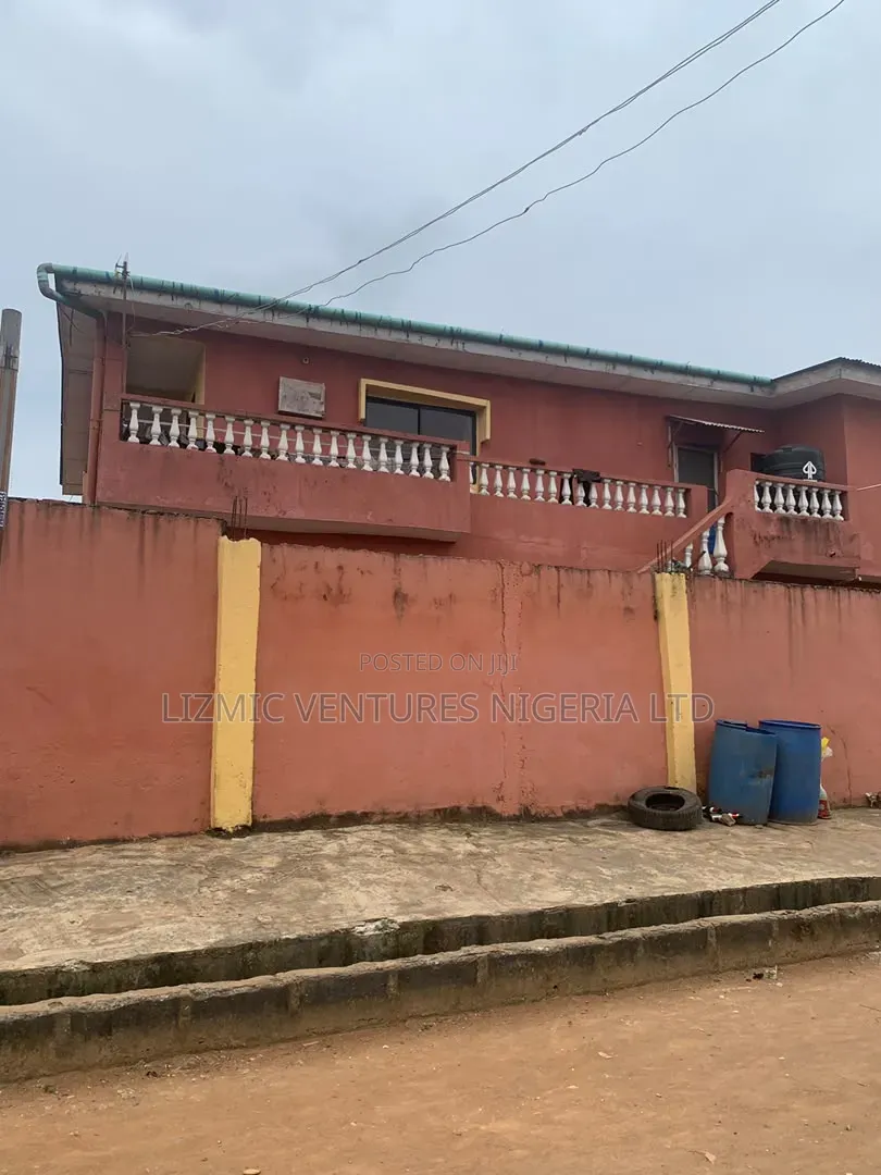 Furnished 3bdrm Block of Flats in Agric Road, Igando / Ikotun/Igando