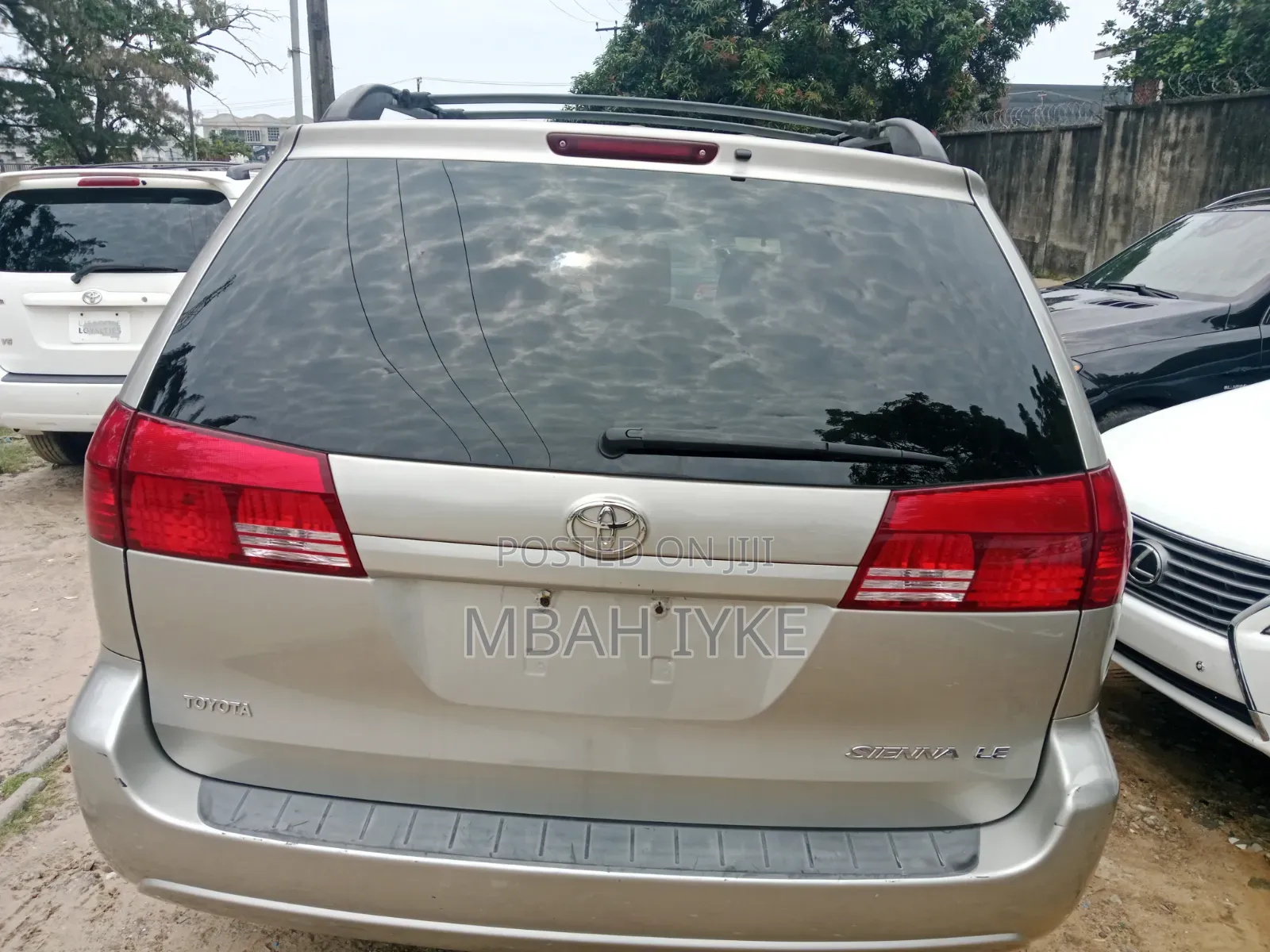 Toyota Sienna 2005 Silver