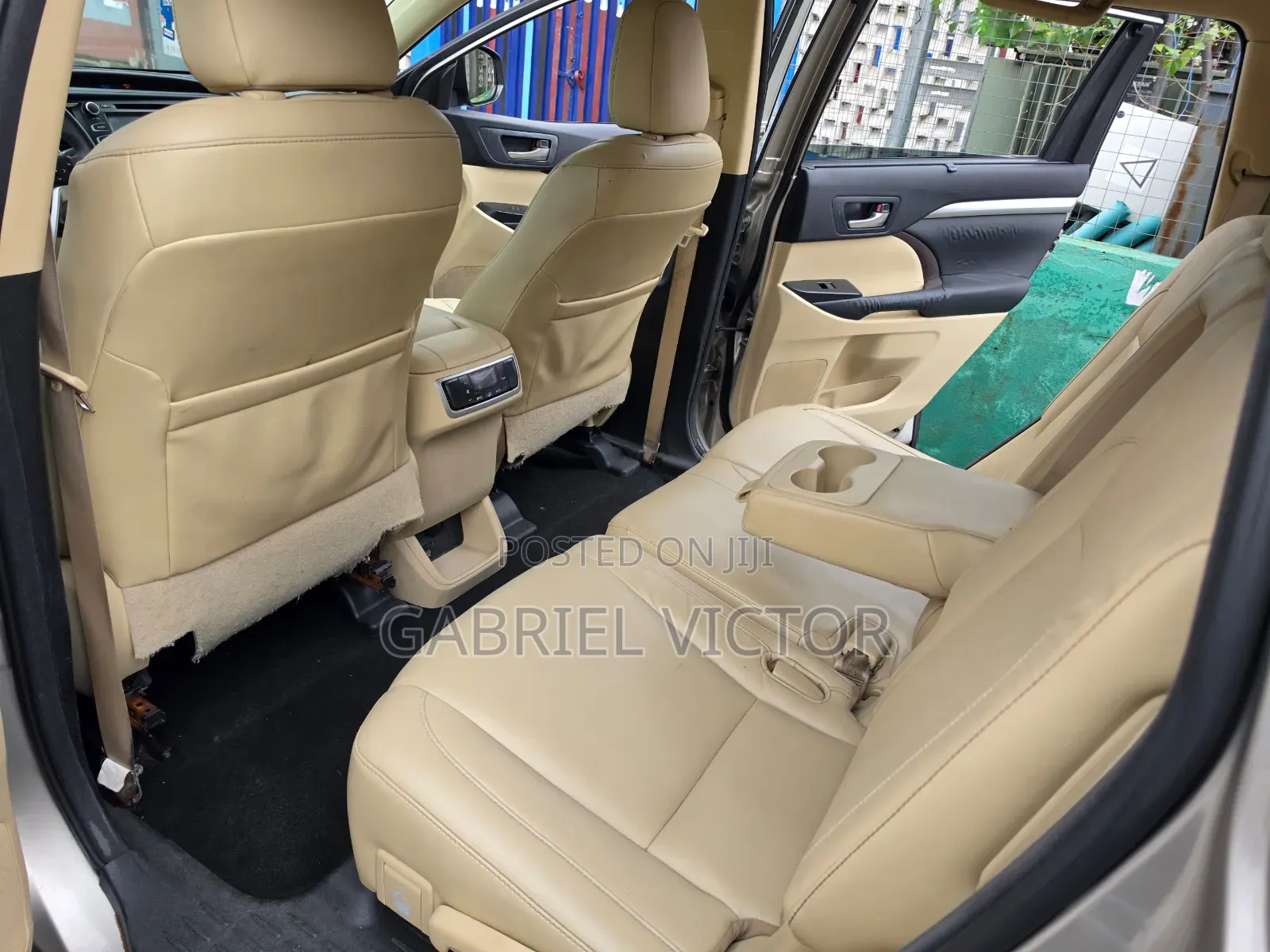 Toyota Highlander 2015 Gold