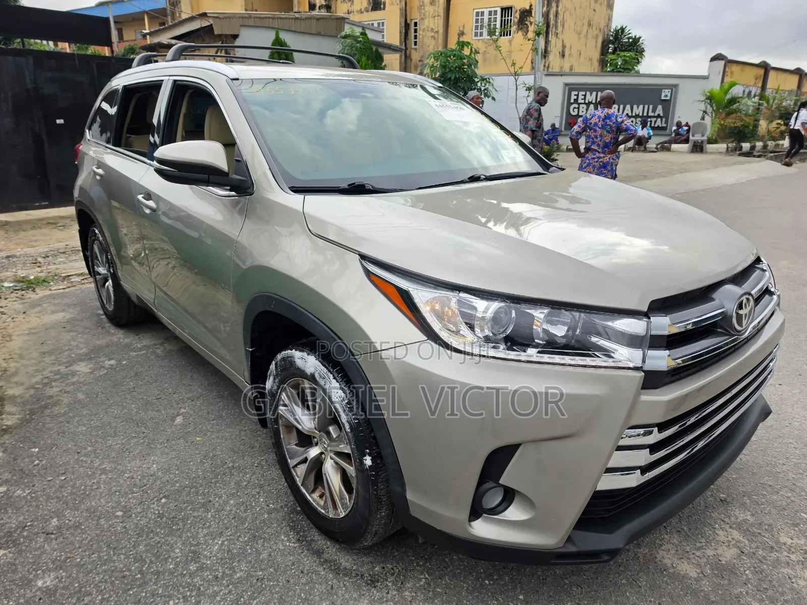 Toyota Highlander 2015 Gold