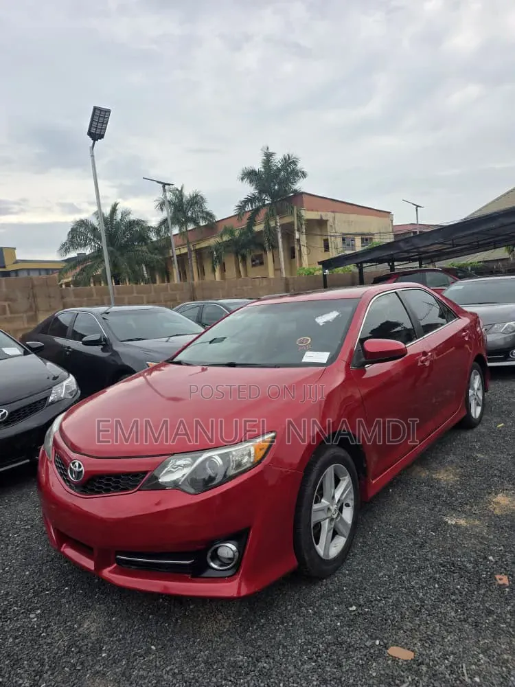 Toyota Camry 2013 Red