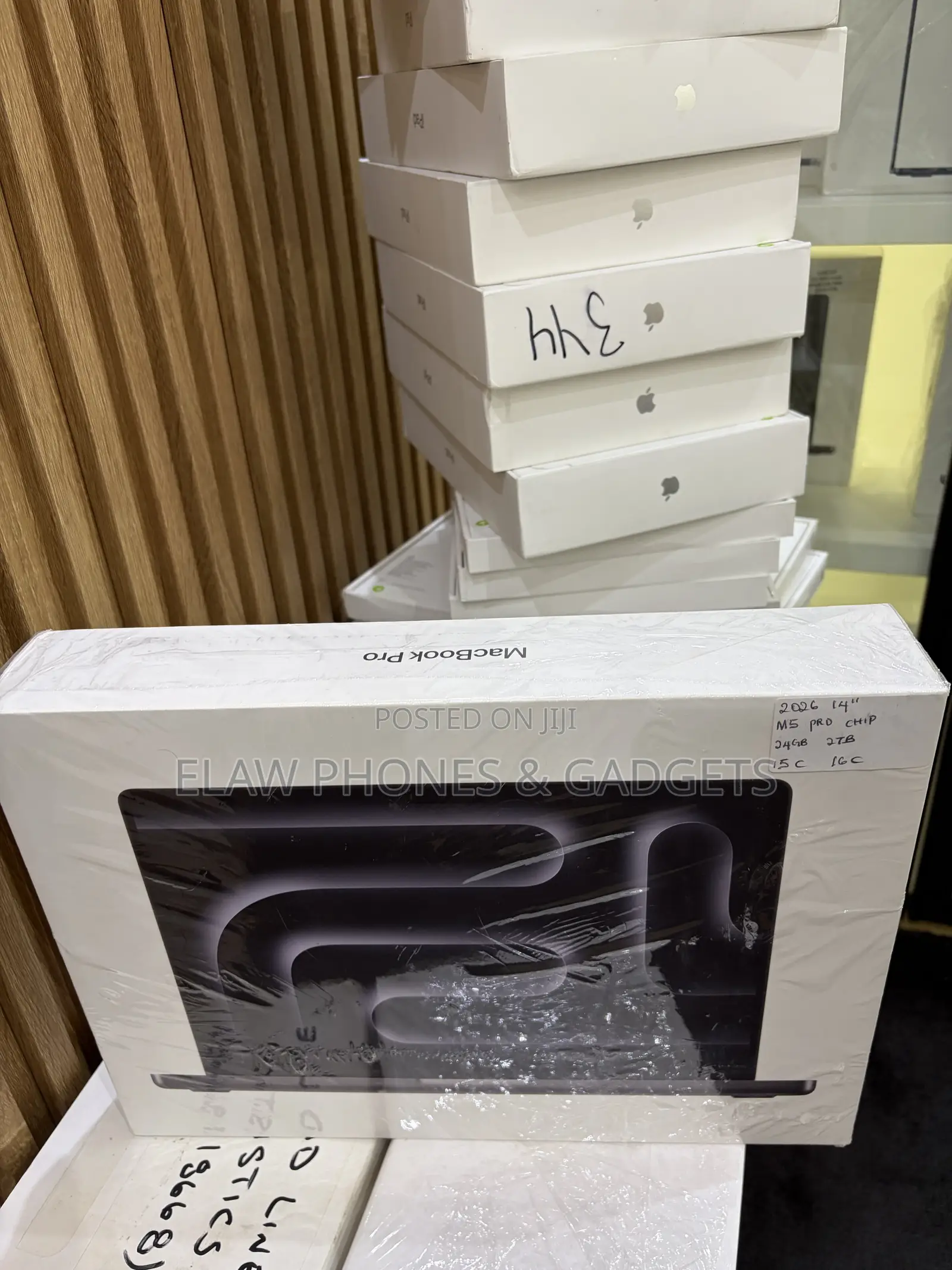 New Laptop Apple MacBook Pro 2026 M5 Pro 24GB Apple M5 Pro SSD 2T