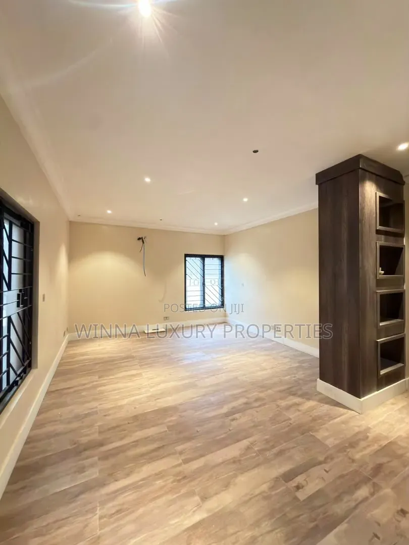 4bdrm Townhouse/Terrace in Jabi Main for sale