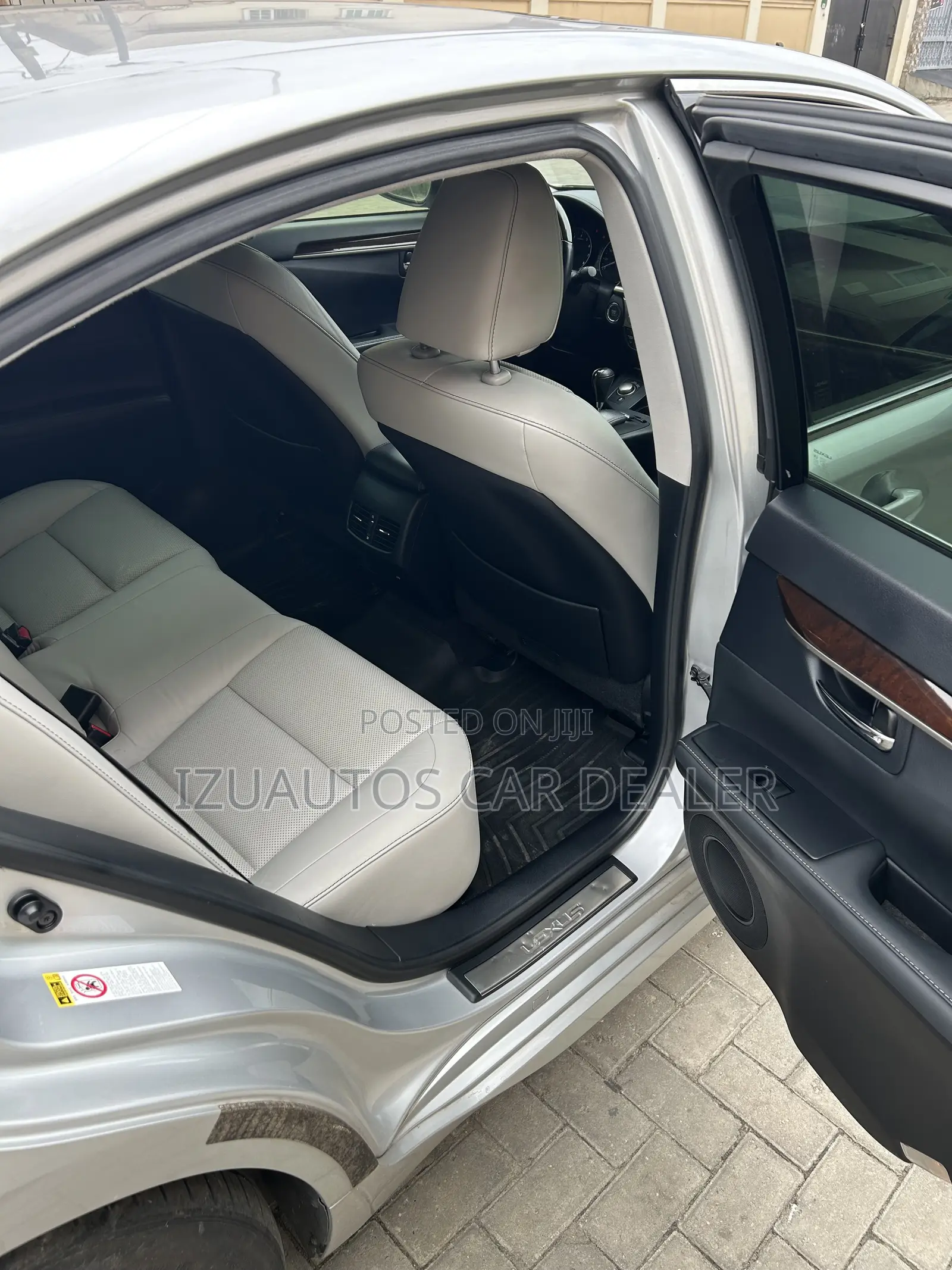 Lexus ES 350 FWD 2013 Silver