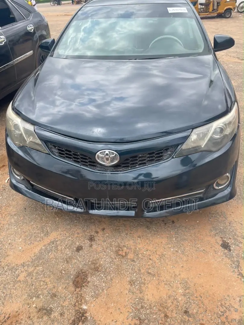 Toyota Camry 2013 Blue
