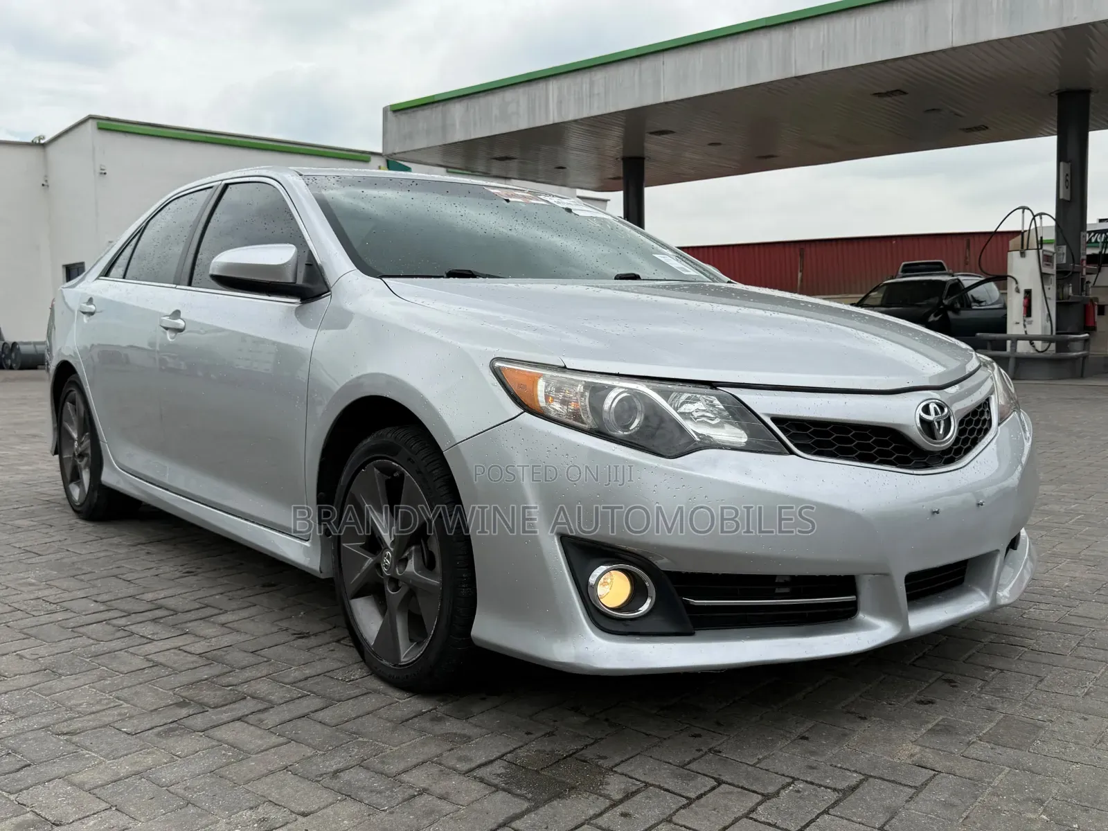Toyota Camry 2012 Silver