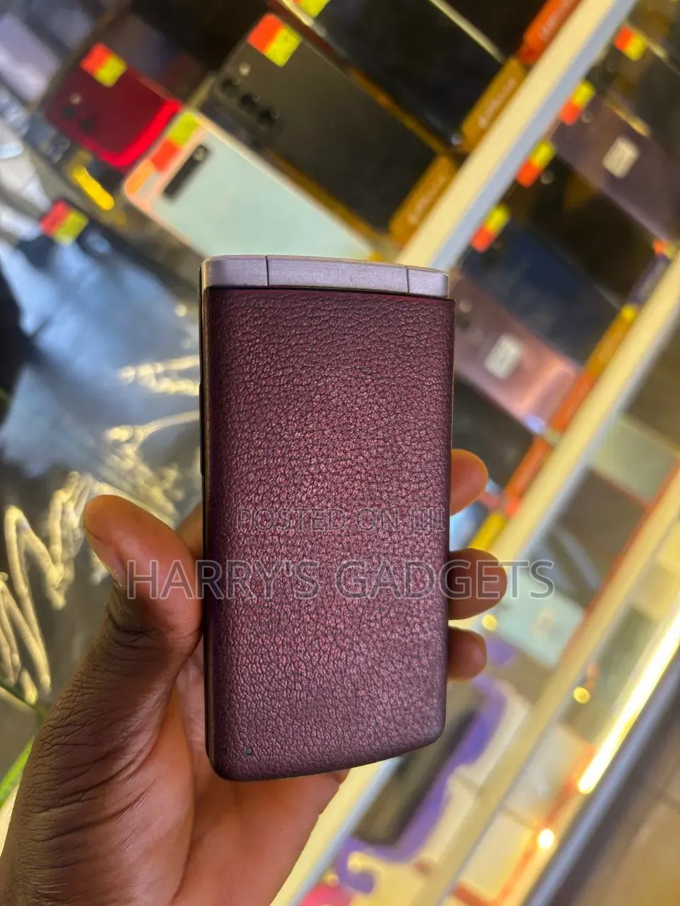 LG Folder 8 GB Red