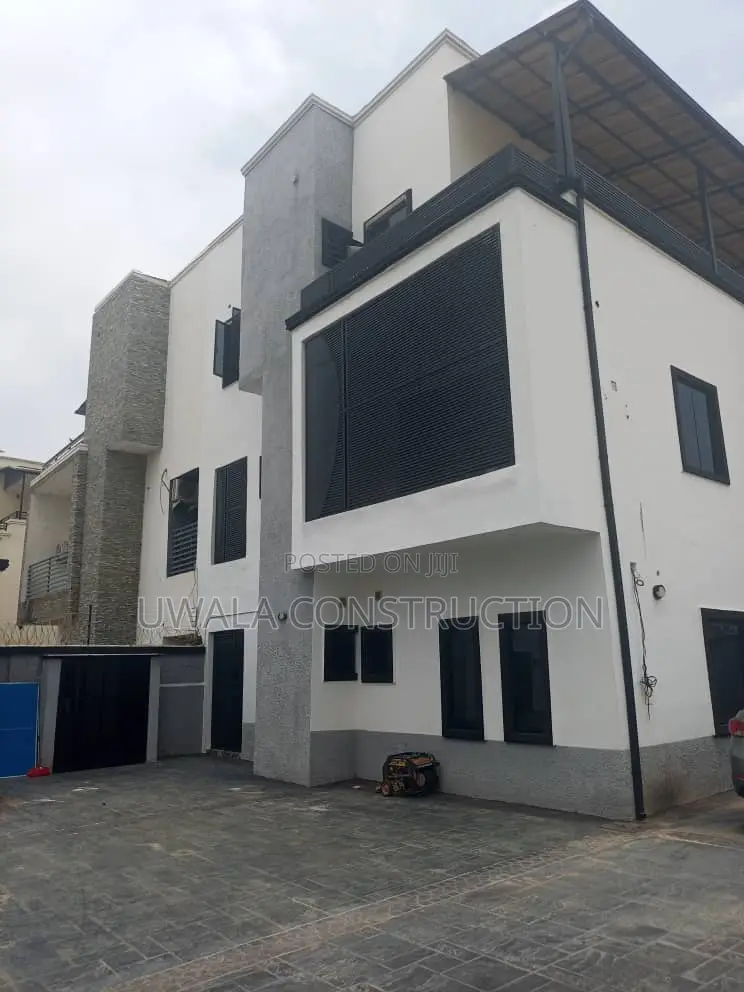 Furnished 1bdrm Duplex in Idu Industrial for rent