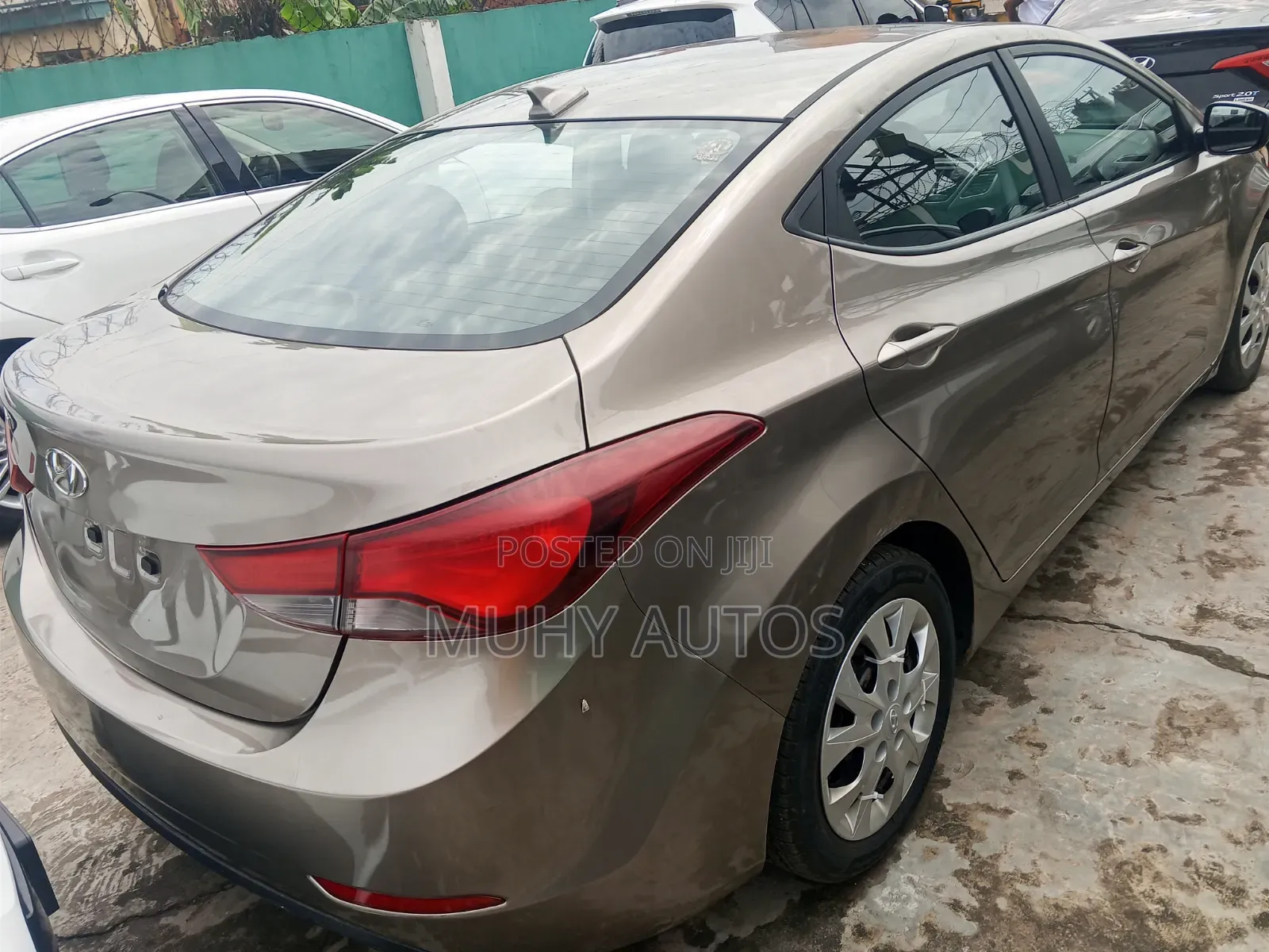Hyundai Elantra 2016 Brown