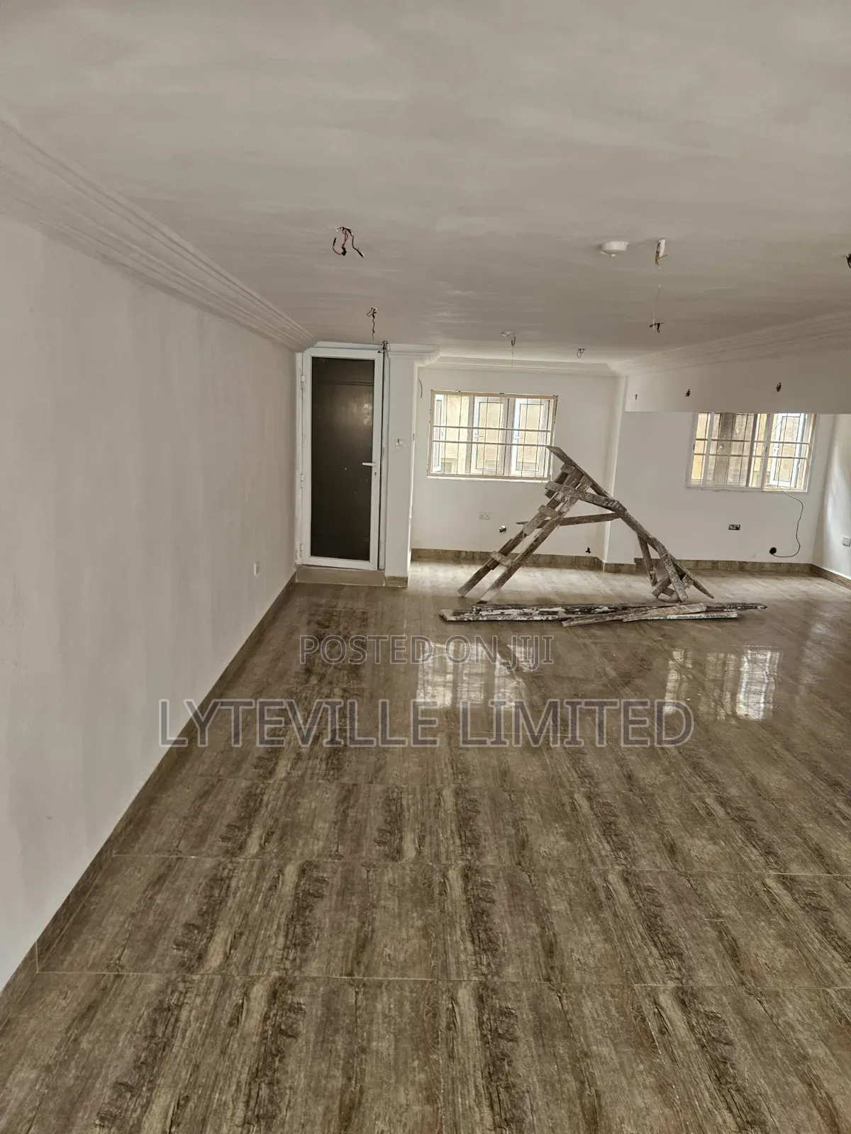 Office Space With Upstairs