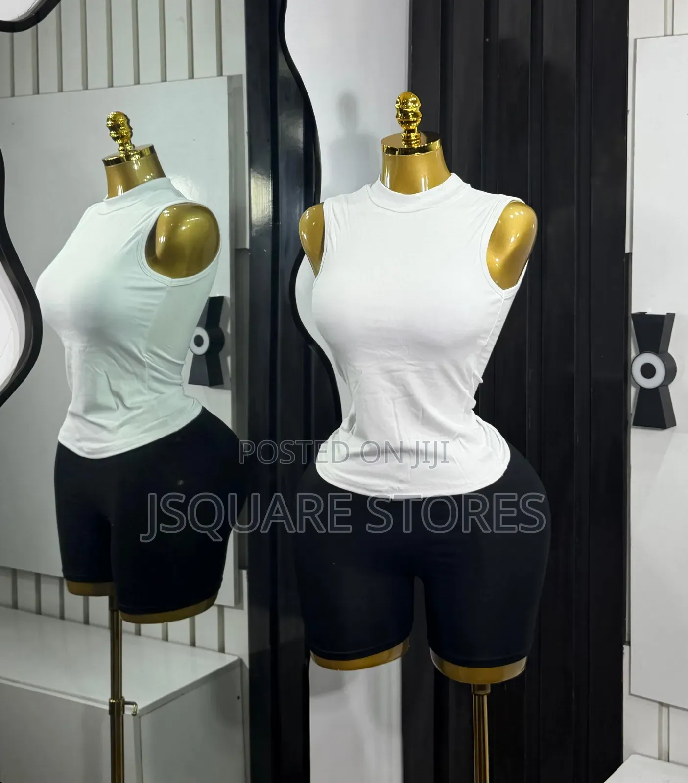 New Trend Padded Sleeveless Top