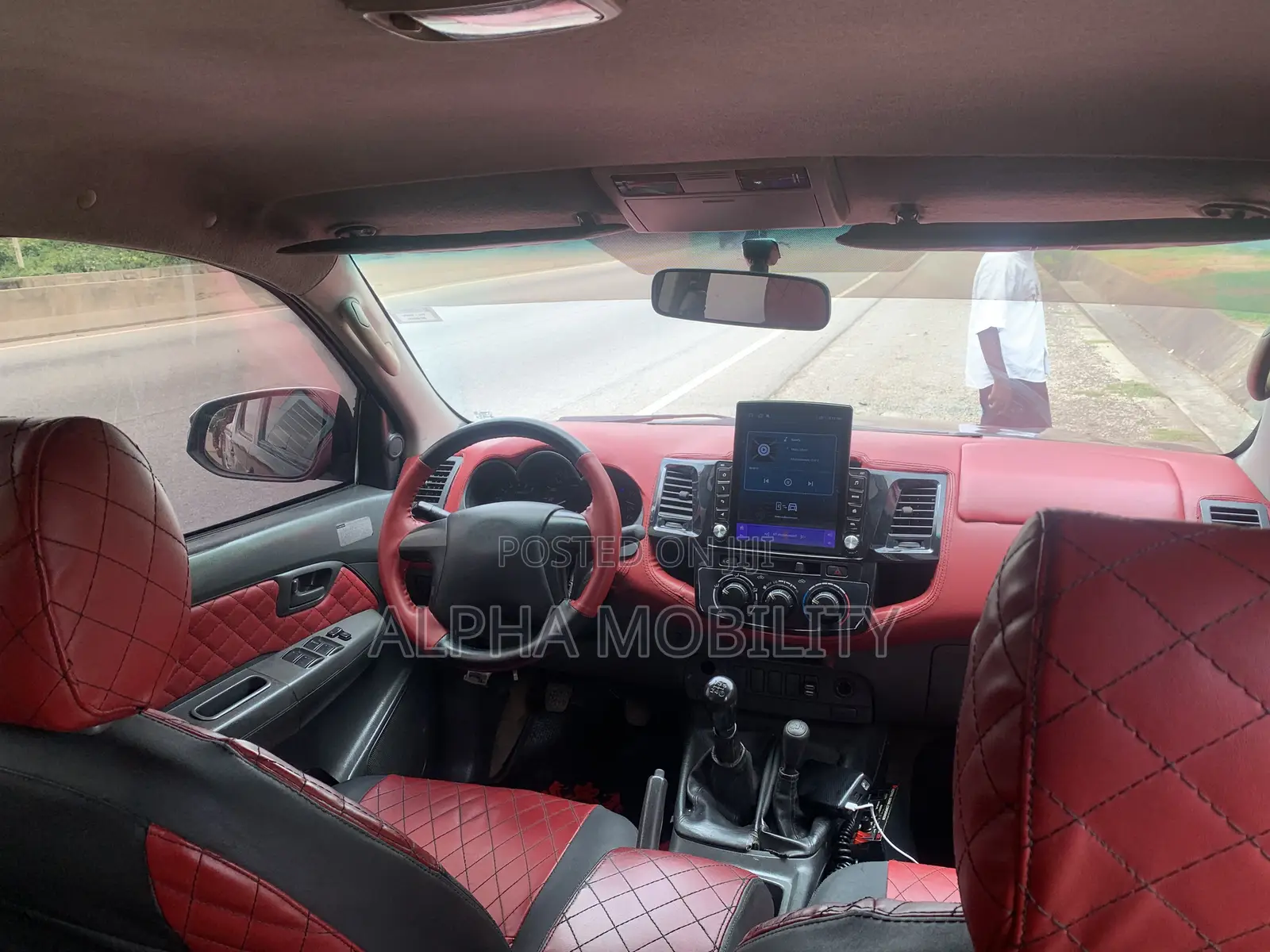 Toyota Hilux 2012 Black
