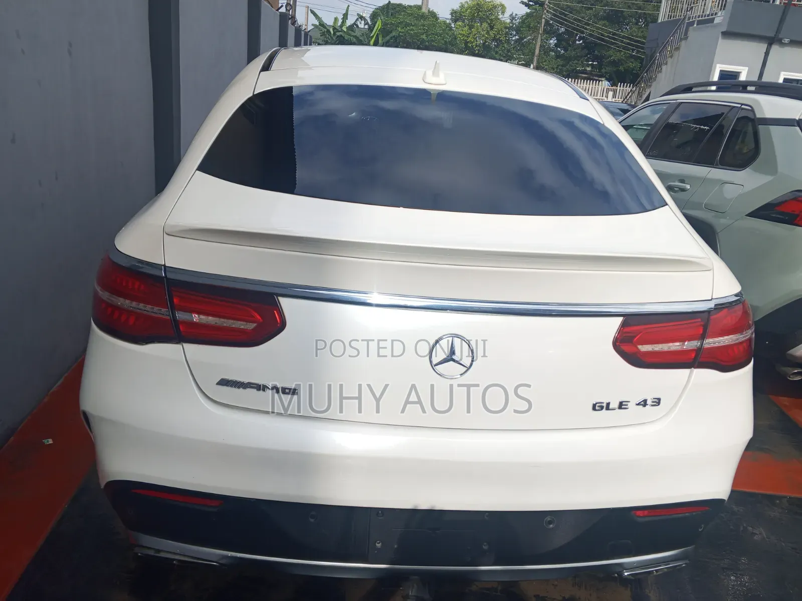 Mercedes-Benz GLE-Class 2017 White