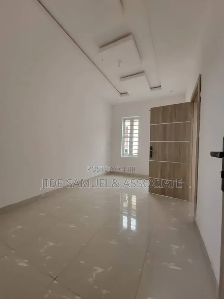 Furnished 3bdrm Duplex in Ayobo for sale