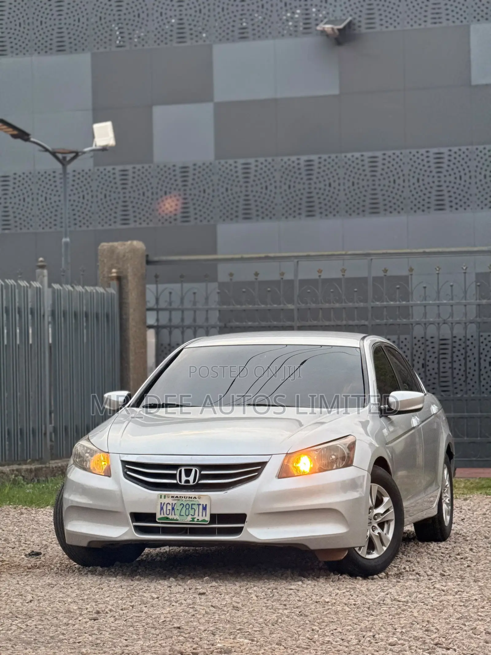 Honda Accord 2011 Silver