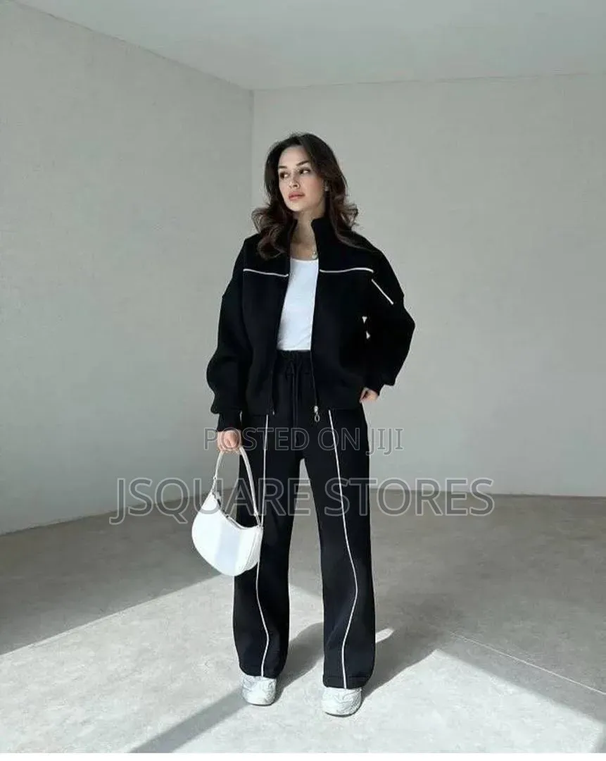High Quality Women Travelling/Outdoor Track Set TopNotch Quality