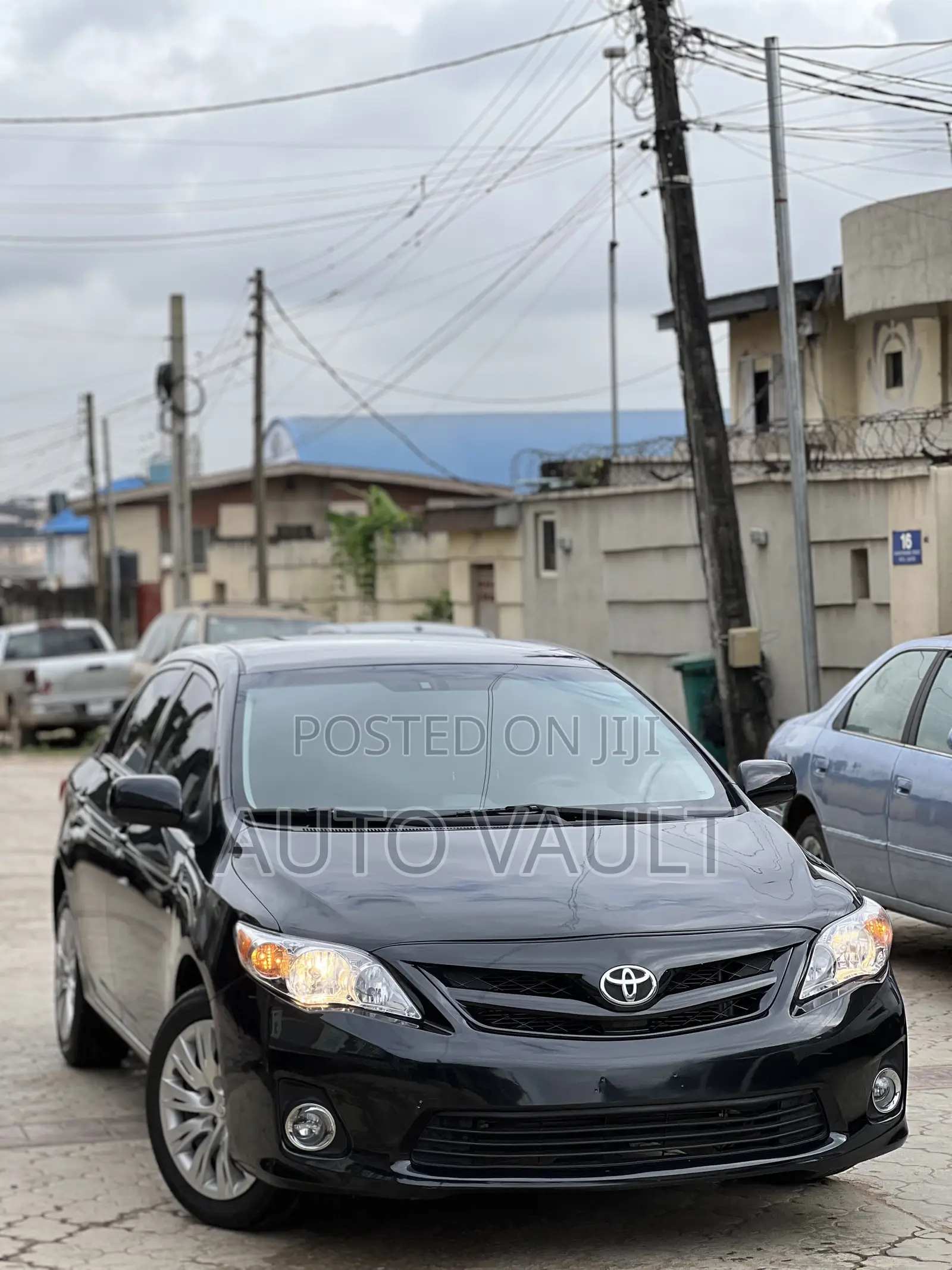 Toyota Corolla LE 4dr Sedan (1.8L 4cyl 4A) 2012 Black