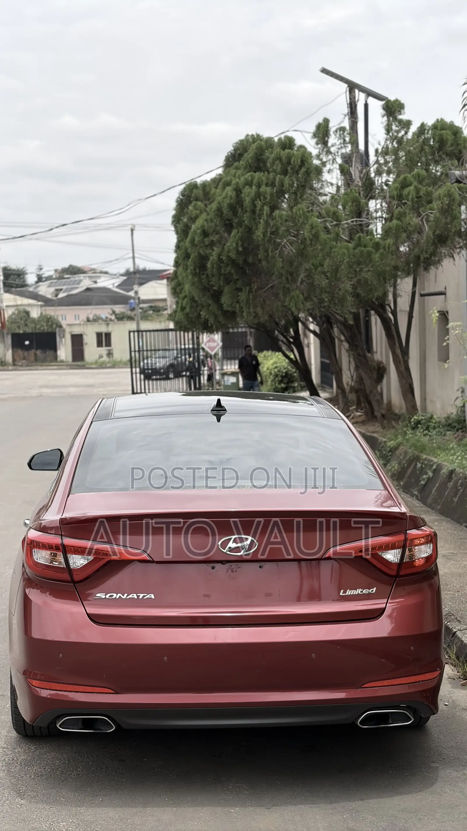 Hyundai Sonata Limited Sedan FWD (2.4L 4cyl 6A) 2016 Red