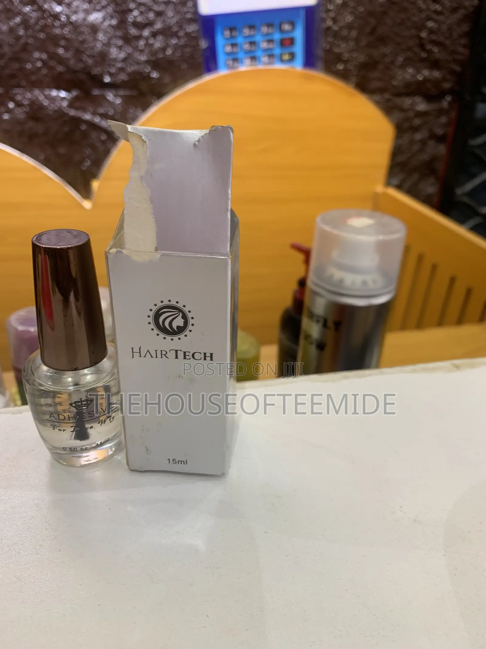Adhesive Gel