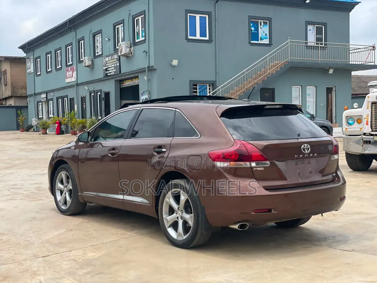 Toyota Venza LE 4dr Wagon AWD (3.5L 6cyl 6A) 2014 Brown