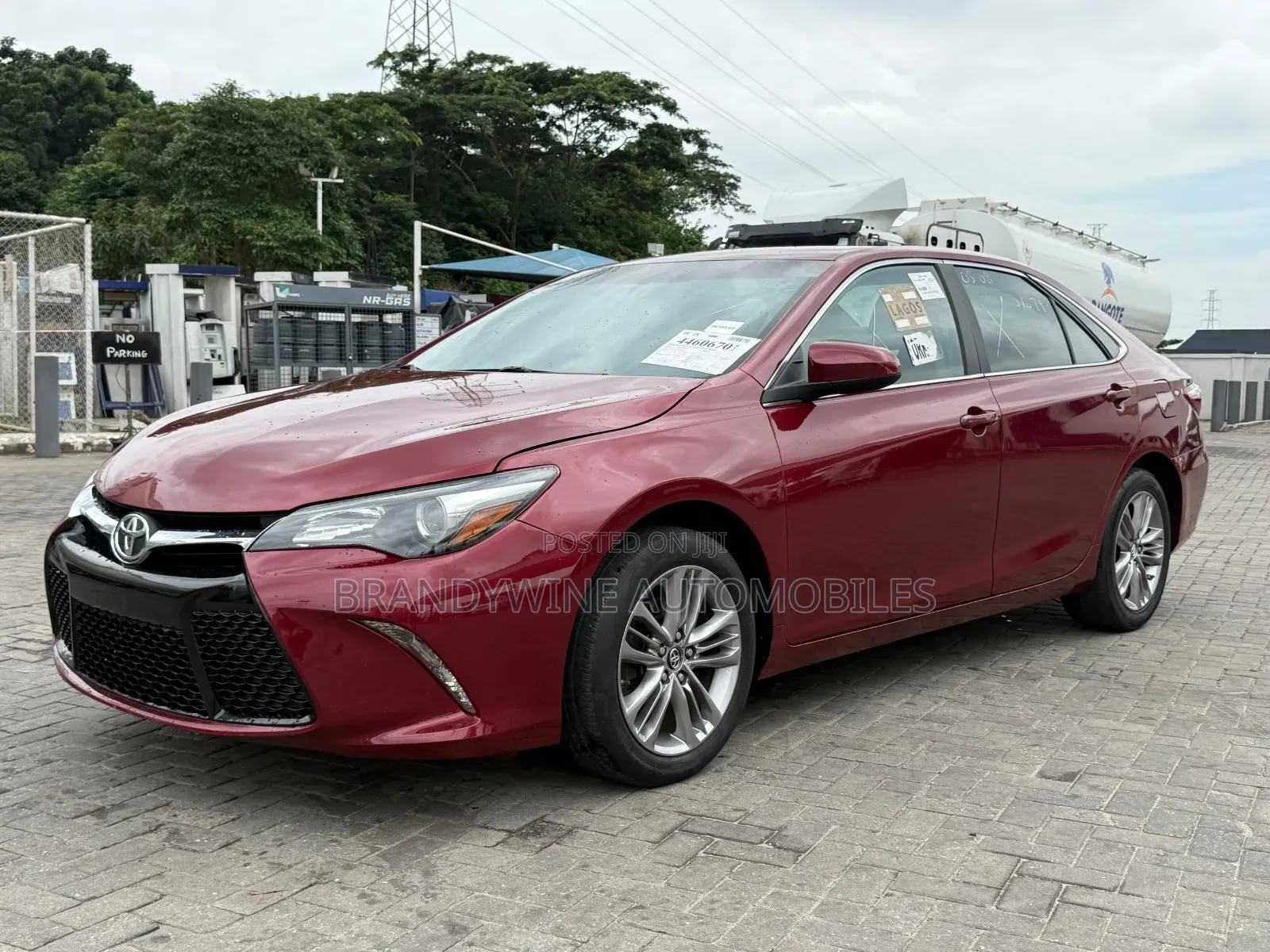 Toyota Camry 2016 Burgundy