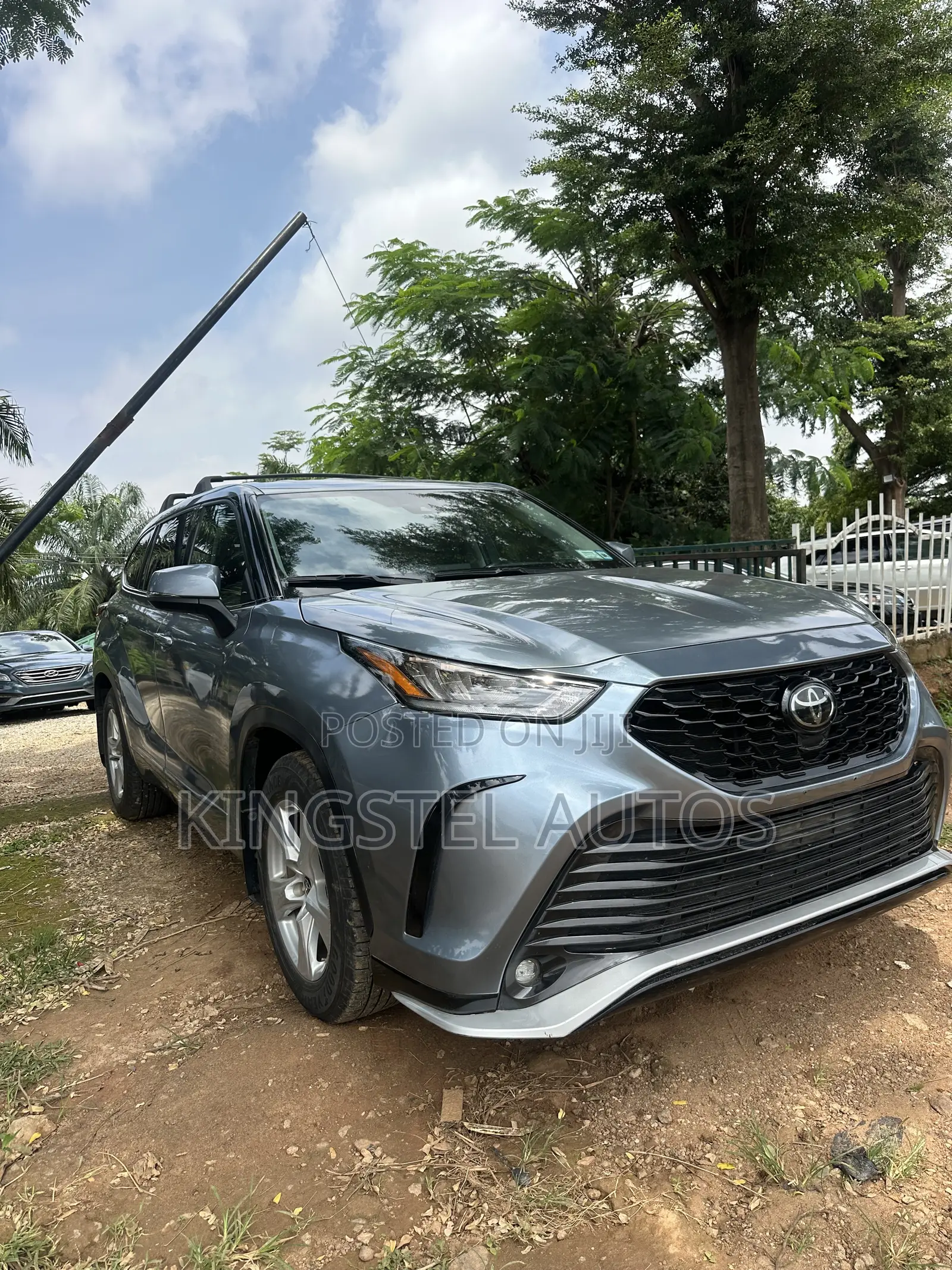 Toyota Highlander LE AWD 2020 Gray