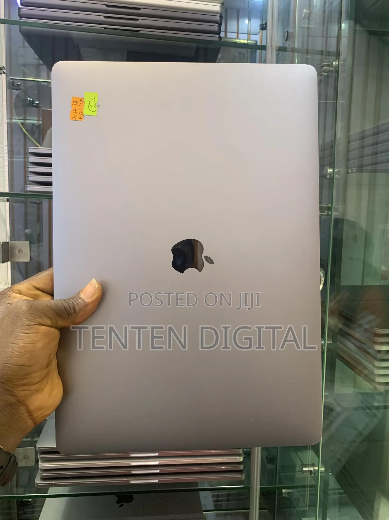 Laptop Apple MacBook Pro 2017 16GB Intel Core i7 SSD 512GB