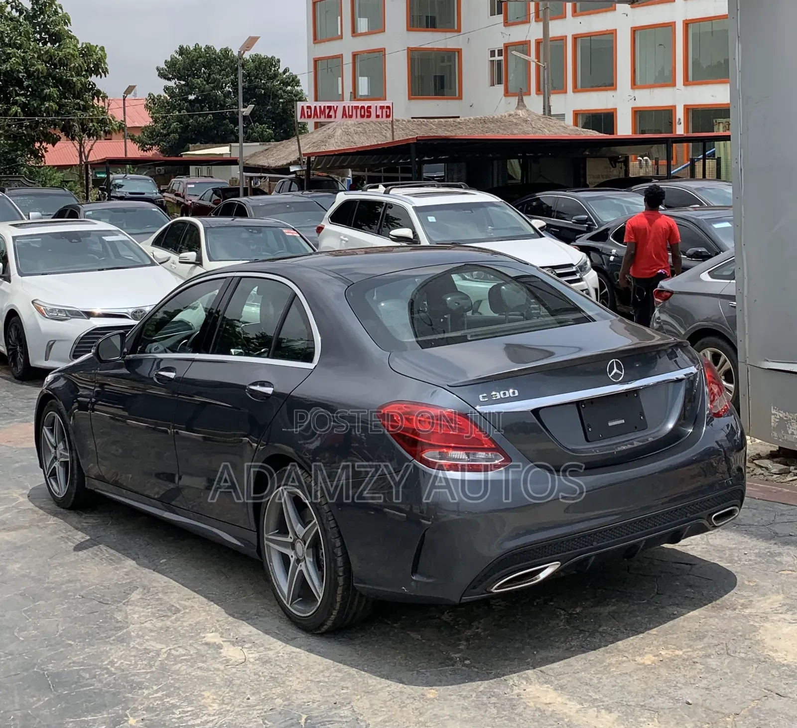 Mercedes-Benz C300 2016 Gray