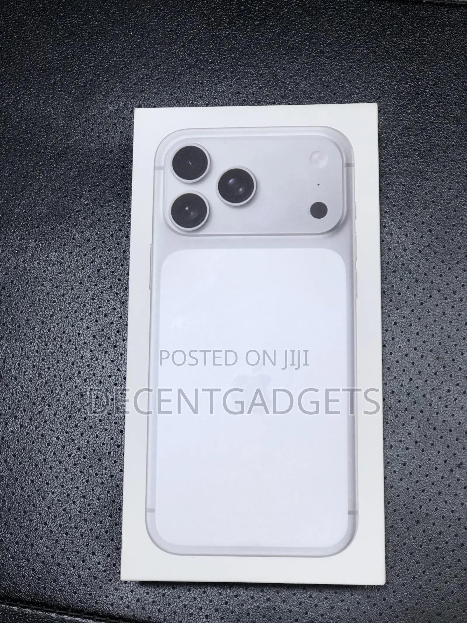 New Apple iPhone 17 Pro Max 256 GB White