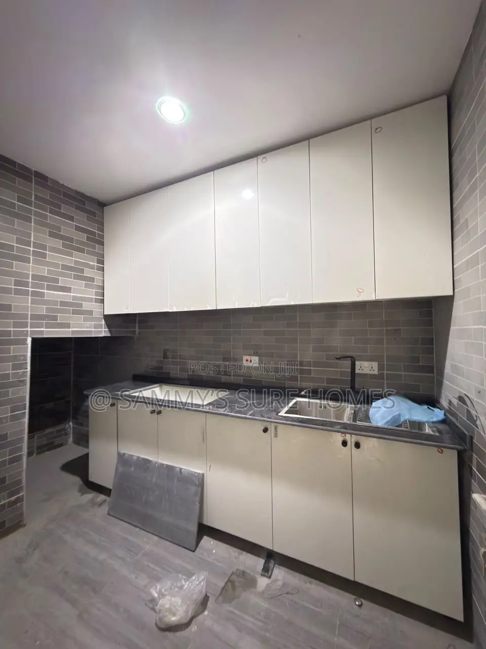 1bdrm Block of Flats in Jahi Gilmore for sale