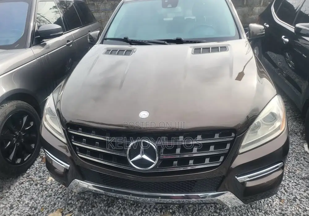 Mercedes-Benz M Class 2013 Brown